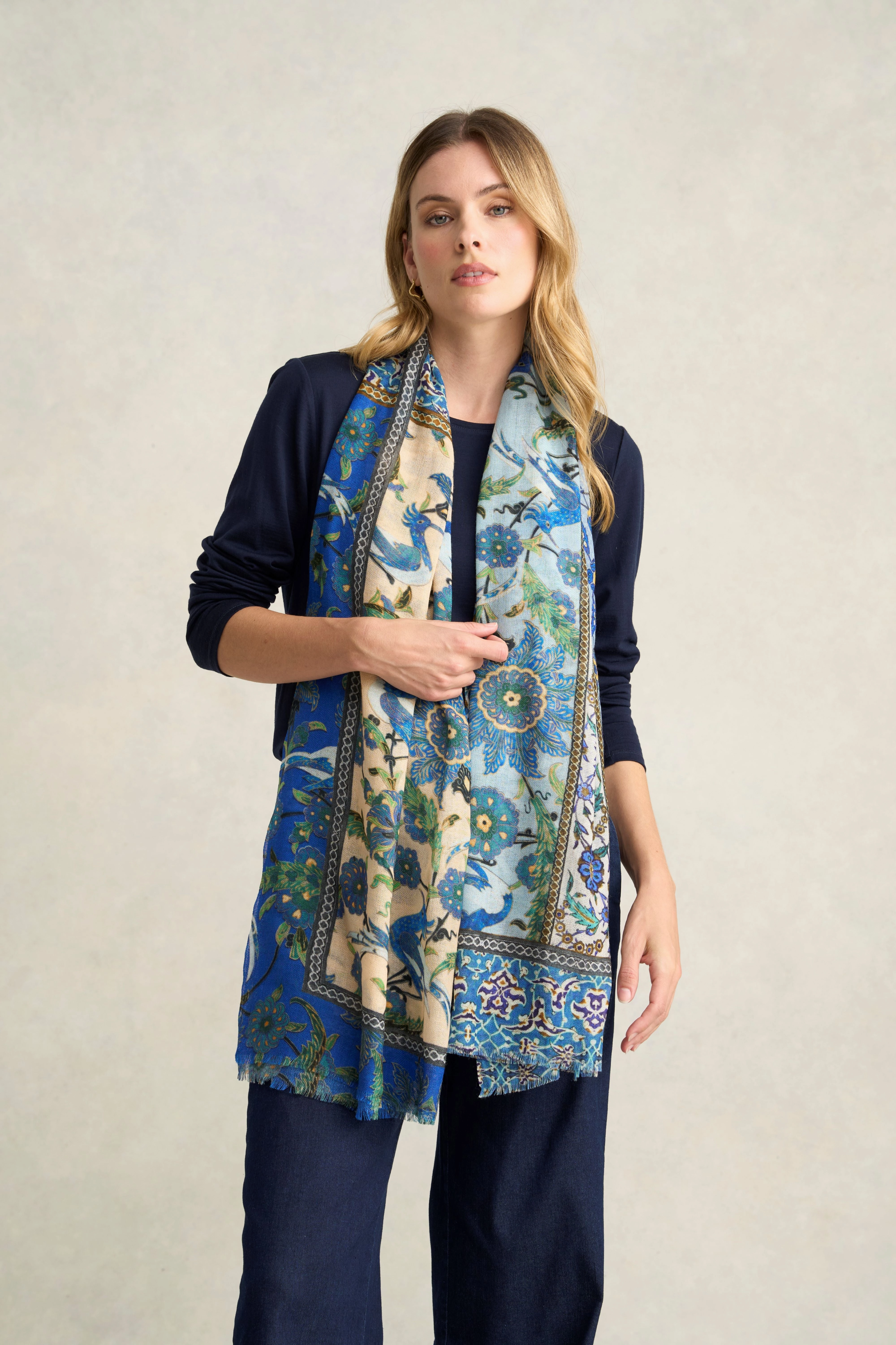 Aztec Motif Wool Scarf - Multicolour