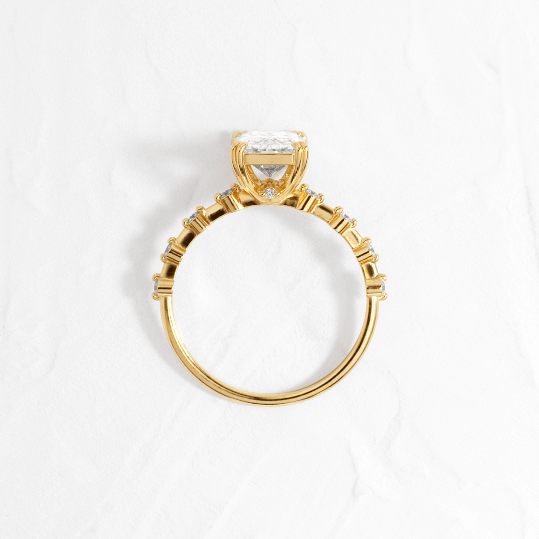 Distance Ring, Radiant Cut