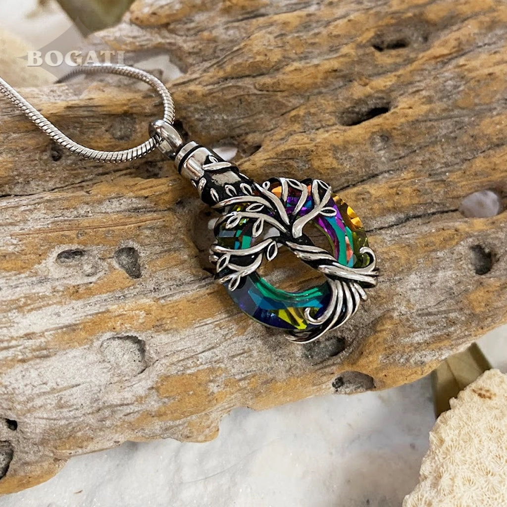 J-2510 - Iridescent Cut Glass Circle with Tree of Life - Pendant with Chain