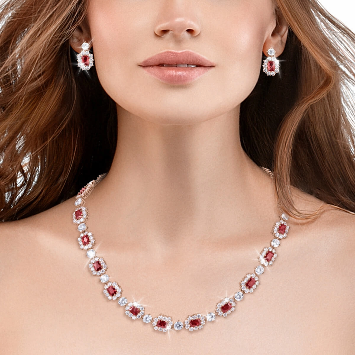 Regal Rosa Necklace