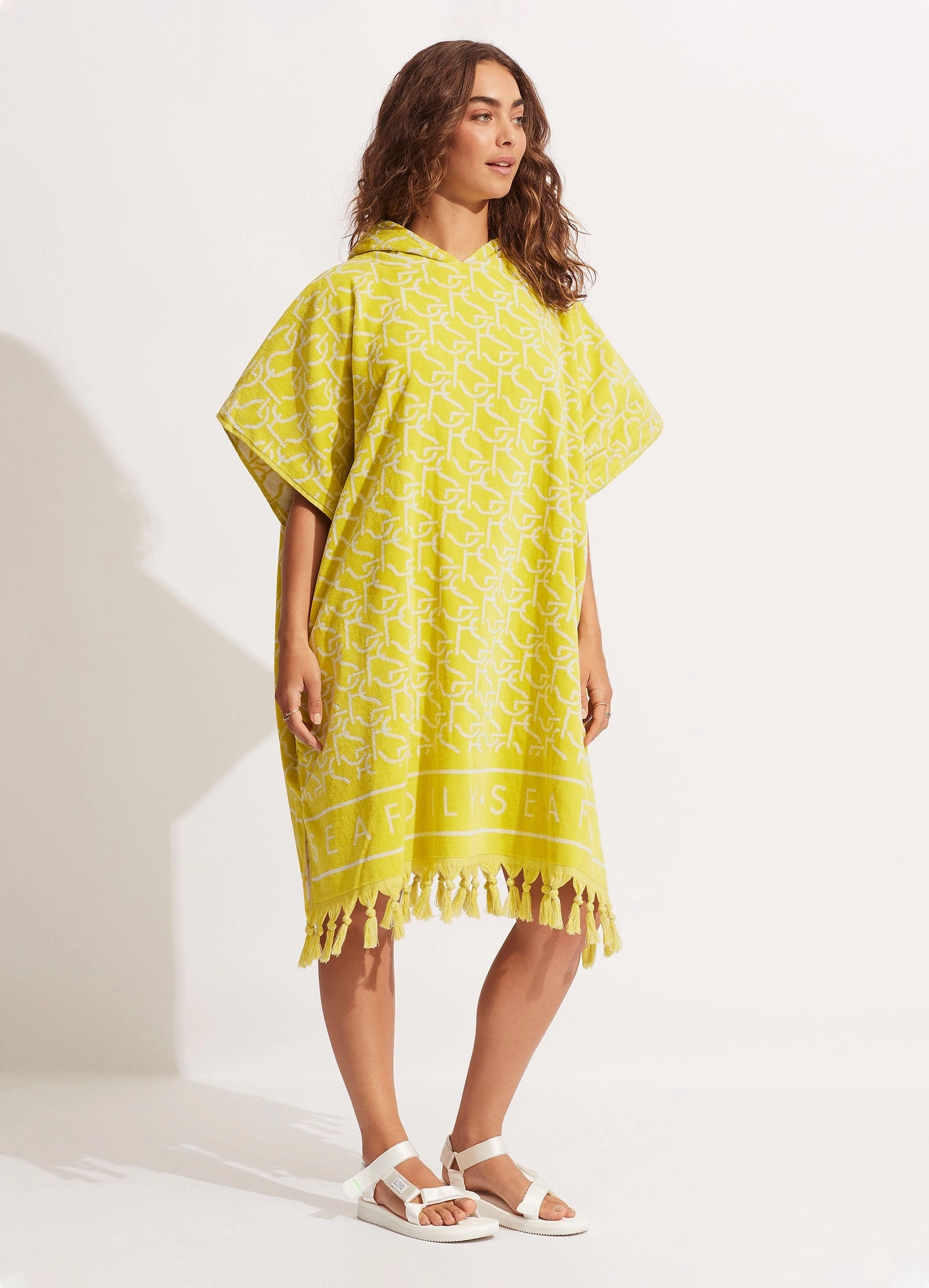 SF Monogram Towel Poncho - Wild Lime