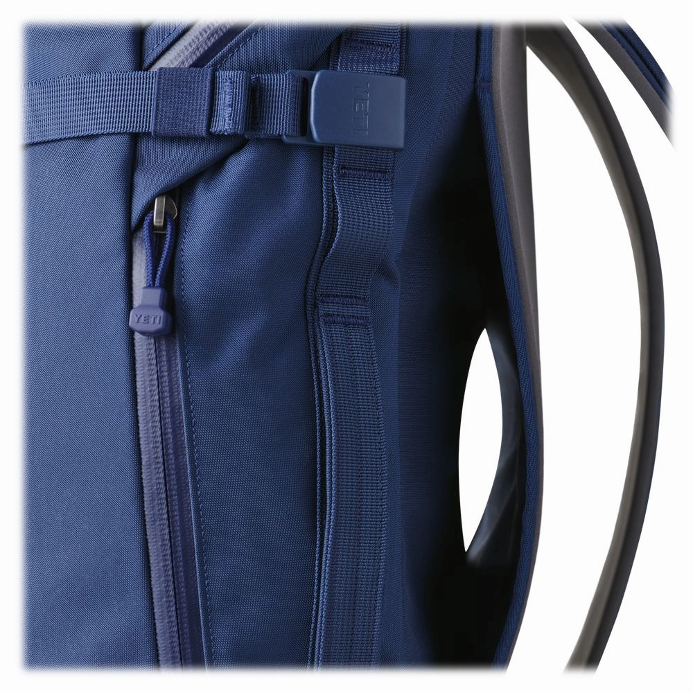 YETI Crossroads 22L Backpack - Navy